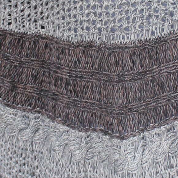 Cabi Long Waterflow Knit Cotton Heavy Sweater Gray Whites Beautiful Knitwork. - Picture 3 of 11